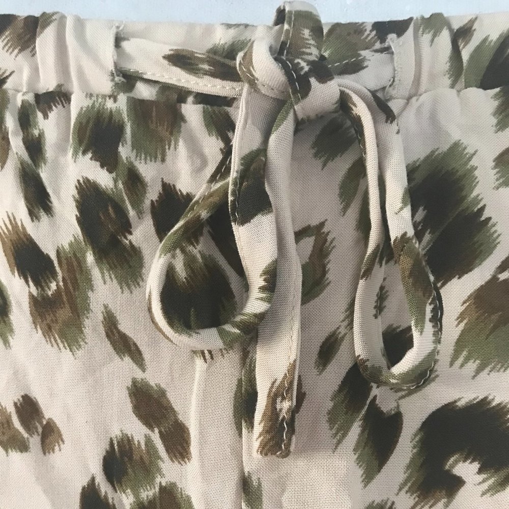 Heartloom Leopard Print Shorts (NWT) - Picture 4 of 11